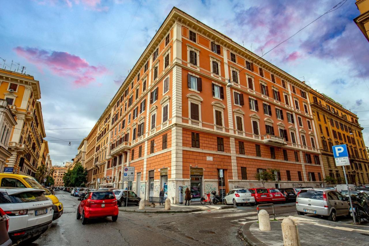 Domus Serafino, Rome